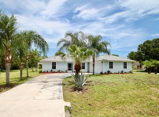 8446 Floraland Ave, Sebastian, FL 32958