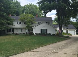 18869 Canyon Rd, Fairview Park, OH 44126