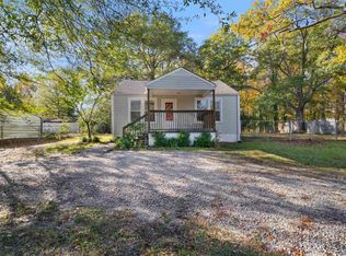 105 Williams St, Taylors, SC 29687