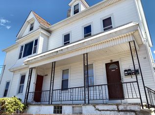 12 Haffards St, Fall River, MA 02723