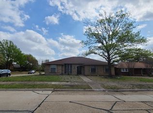 2204 Via Del Norte Cir, Carrollton, TX 75006