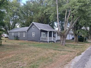 209 N Poplar St, Fillmore, IL 62032