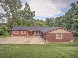2222 Bunkum Pl, Glen Carbon, IL 62034