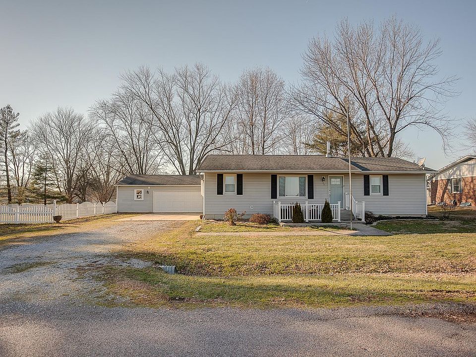1st image of 442 Tamarach Dr
