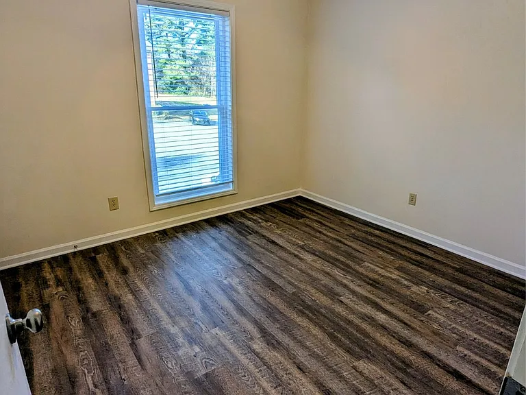 1030 Brookview Dr #21C — Photo 9