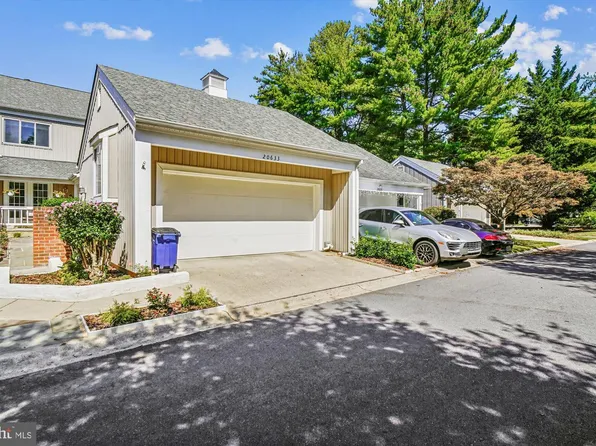 20633 Highland Hall Dr, Gaithersburg, MD 20886