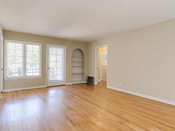 4th image of 1044 Louise Ave