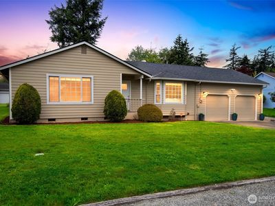 (Undisclosed Address), Puyallup, WA, 98371