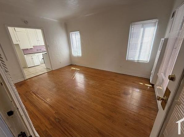 4120 E 7th St APT A