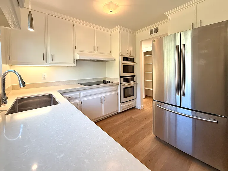 5770 Soledad Mountain Rd — Photo 20