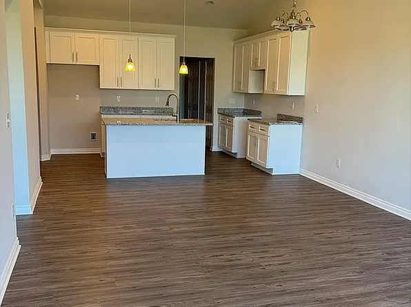 48323 Whittington Rd, Chesterfield, MI 48047