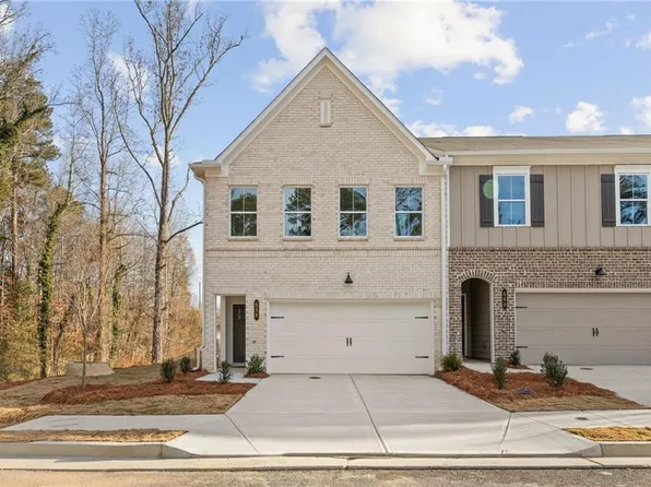 658 Sunstone Ln, Lawrenceville, GA 30043