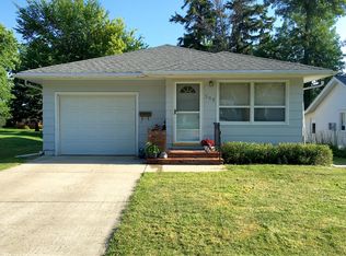 306 W Bishop St, Luverne, MN 56156