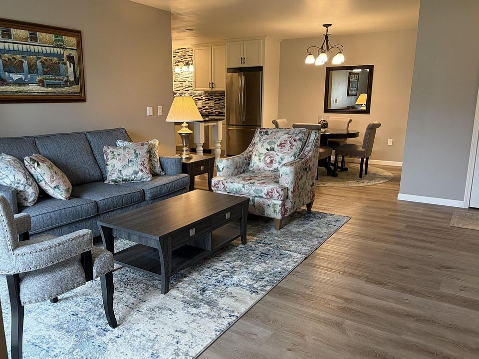 1st image of 274 Minz Park CIRCLE #1