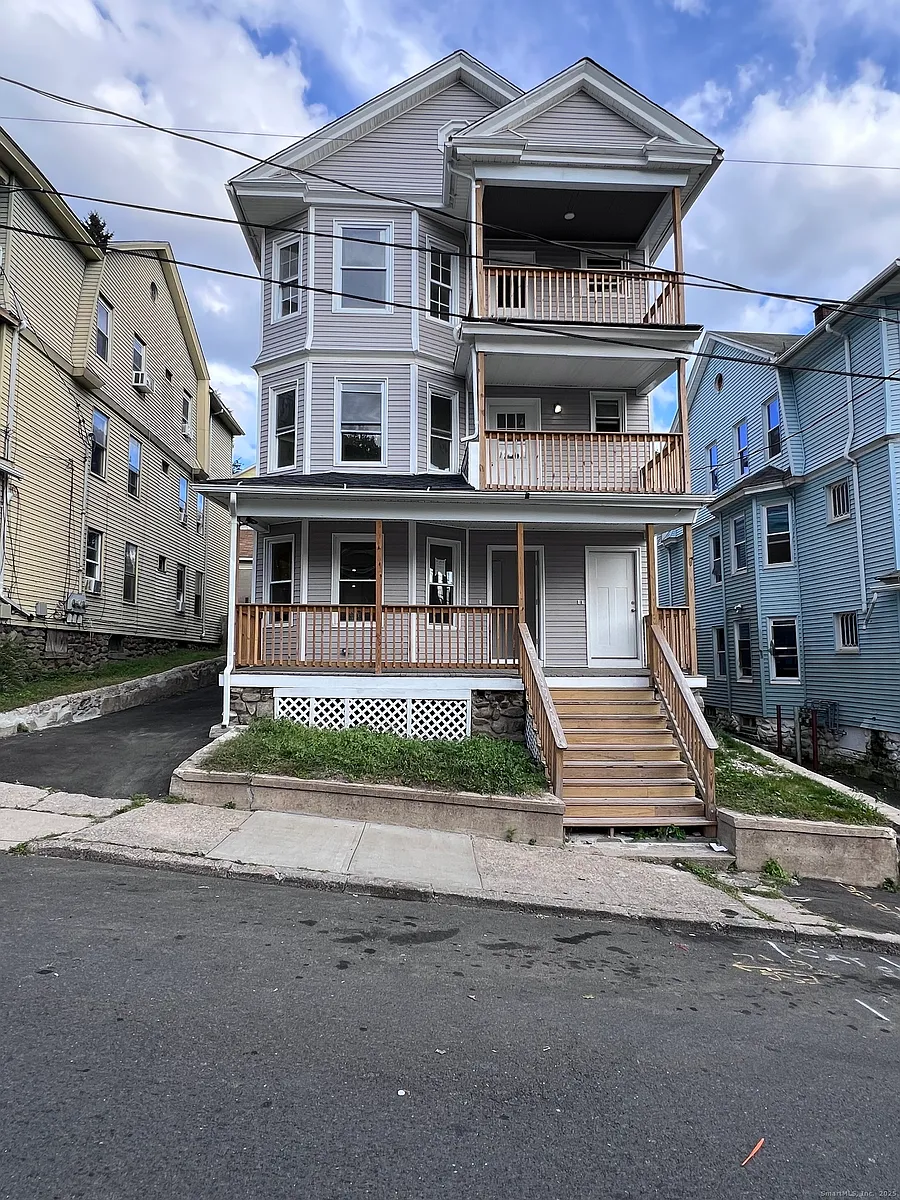 Building Photo - 36 Vermont St #2