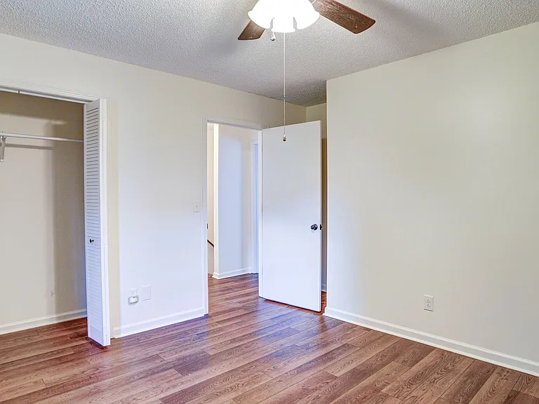 1709 Herrin Dr — Photo 14