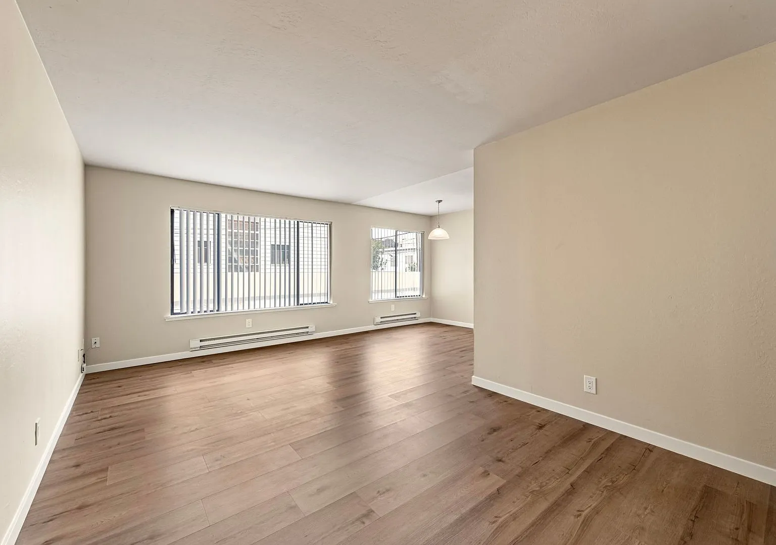 Recently Renovated 1BR in Fantastic Mission Location!! — Photo 3