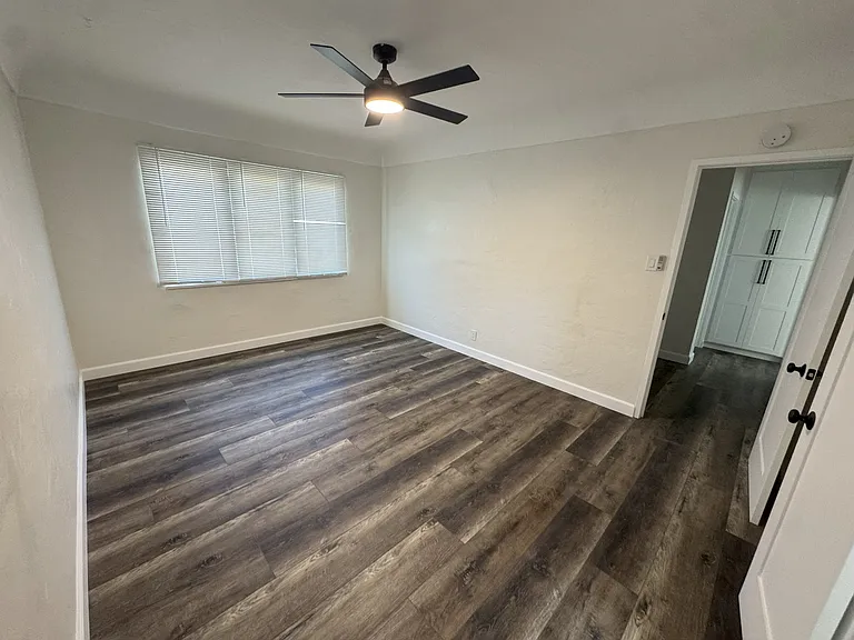253 Covina Ave — Photo 33