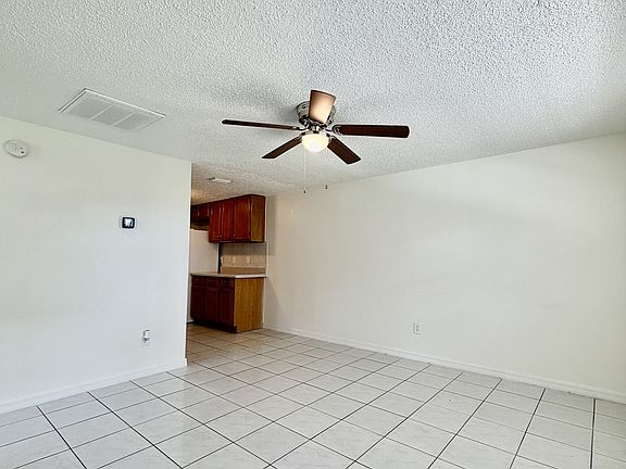 4th image of 2204 Irene St APT B