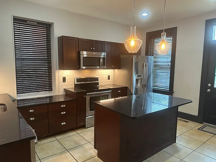 4249 Juniata St — Photo 9