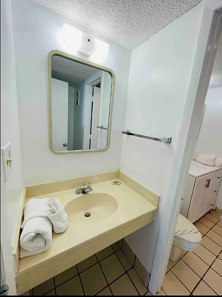 1 bed, 1.5 bath, 559 sqft, $1,450 — Photo 1