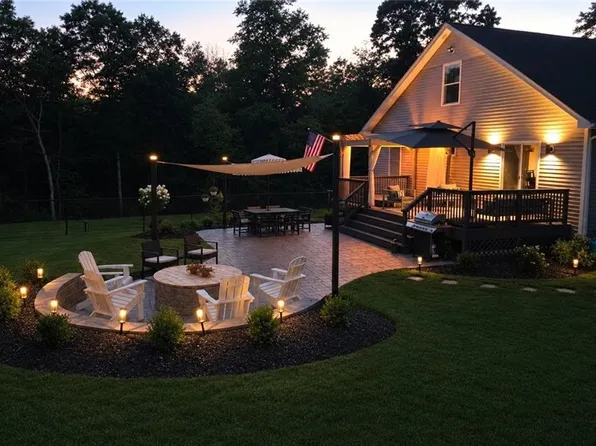 95 Buttonwoods Rd, Richmond, RI 02898