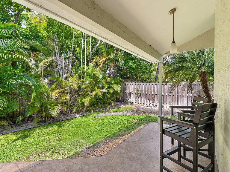2956 Florida Blvd — Photo 19