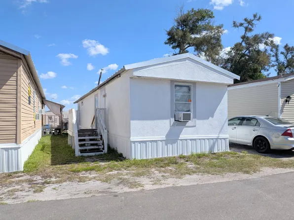 14248 Choctaw Village Dr, Tampa, FL 33613