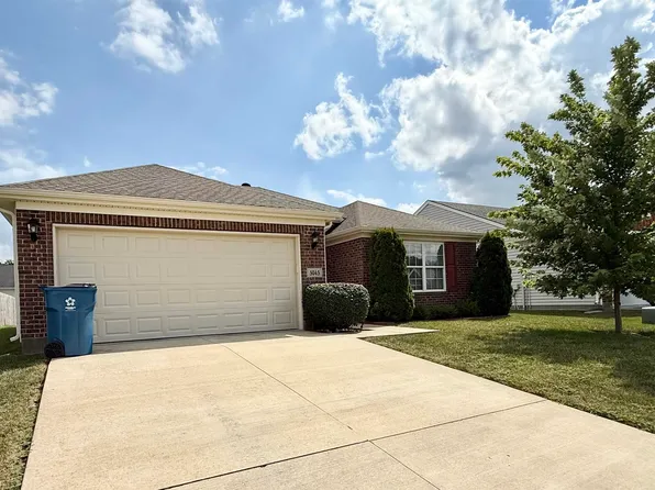 5045 Stables Dr, Evansville, IN 47715