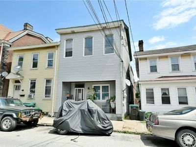 220 8th St, Pittsburgh, PA, 15215
