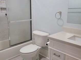 1980 Stoneleigh Dr, Stone Mountain, GA 30087