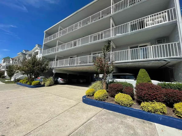 900 Ocean Ave APT 303, Ocean City, NJ 08226
