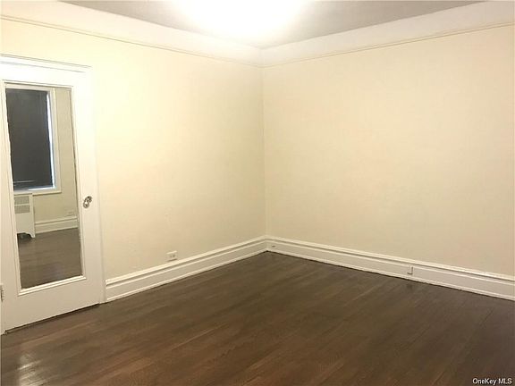 5th image of 1080 Warburton Ave APT 1F