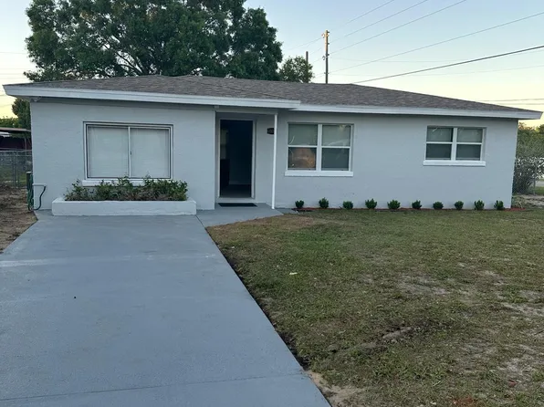 2525 Forest Dr, Lake Wales, FL 33898