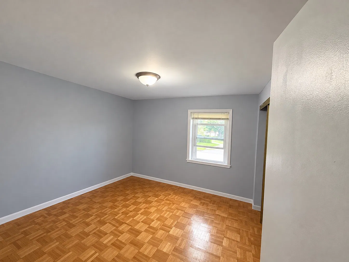2 bed, 850 sqft, $1,600 — Photo 3