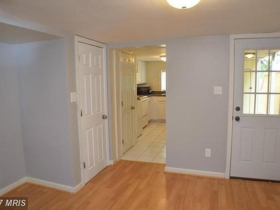 3rd image of 313 S Market St #B