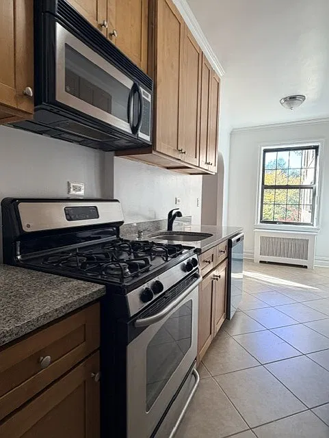 Garth Rd, Scarsdale — Photo 4