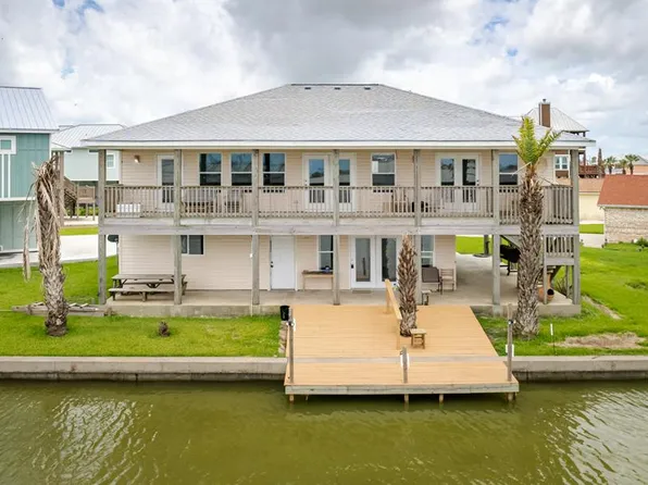 122 Bufflehead Ln, Rockport, TX 78382