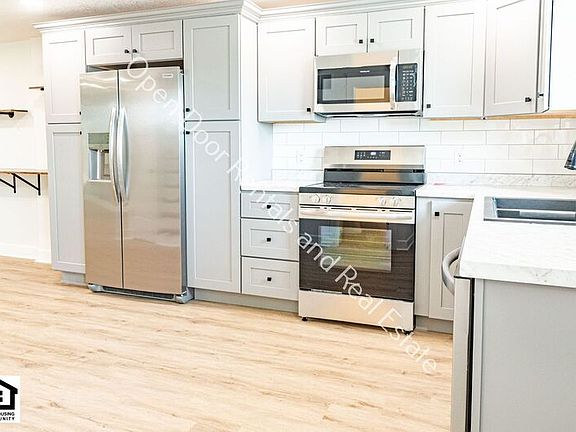 4th image of 15018 Tally Ho Dr APT 21
