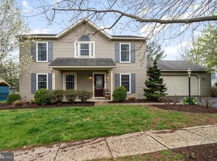 508 Schoolhouse Ln, Shippensburg, PA 17257