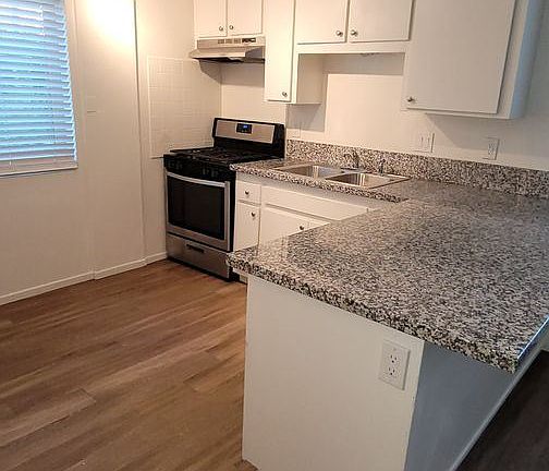 2nd image of 628 S Bancroft St APT 8
