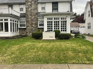 114 E Parkway Ave, Chester, PA 19013