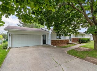 2700 N Alexander St, Appleton, WI 54911