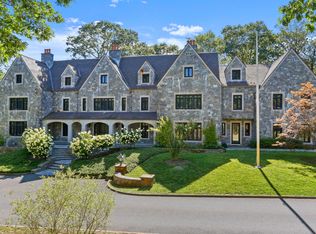 64 Wydendown Rd, New Canaan, CT 06840