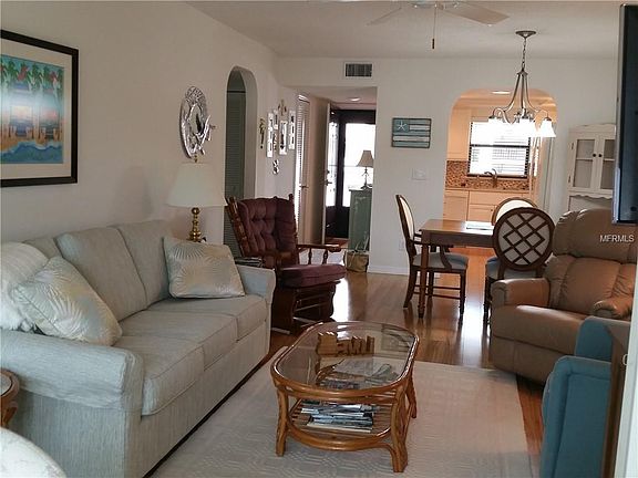5th image of 2395 Harbor Blvd #A