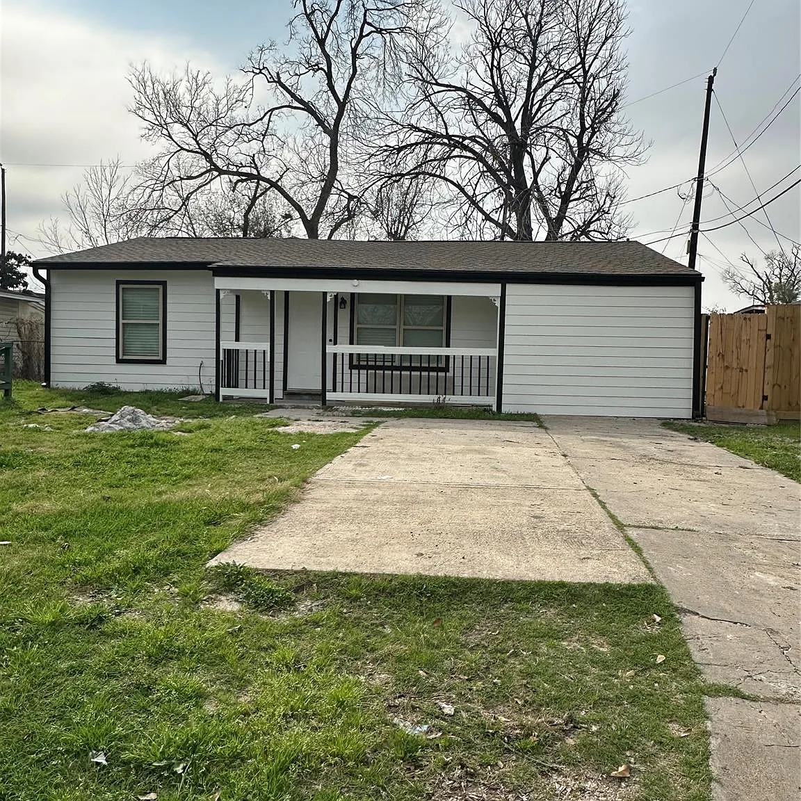 3 bed, 1.5 bath, 1774 sqft, $1,600 — Photo 4