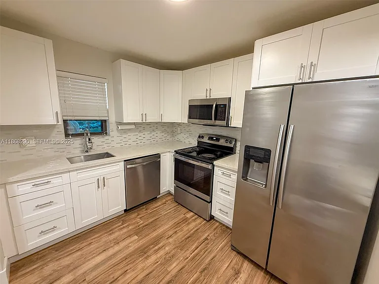 9273 SW 8th St #310 — Photo 21