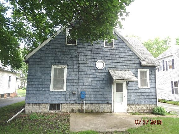 2nd image of 722 W South St