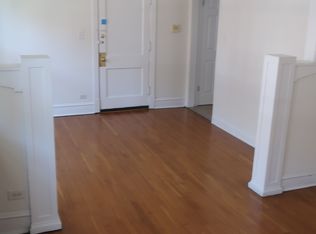 4850 W Hutchinson St APT 5C, Chicago, IL 60641