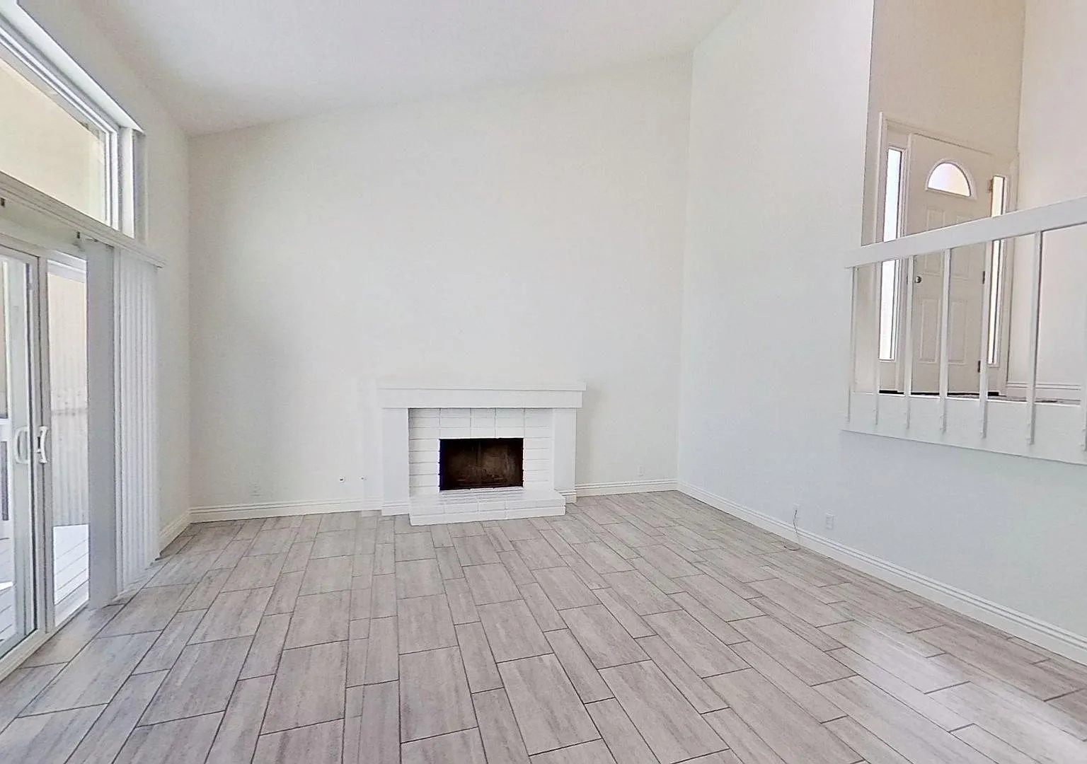 23946 Copenhagen St, Mission Viejo: Spacious 2,100 sqft 4 Bed 3 Bath Single Family House! — Photo 4
